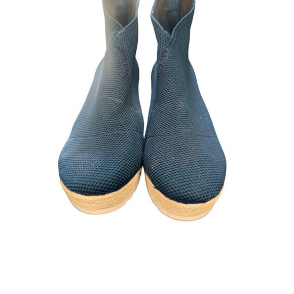 Charleston Shoe Co. Navy Charleston Linen Espadrille Milly Platform Ankle Boot - Picture 3 of 8